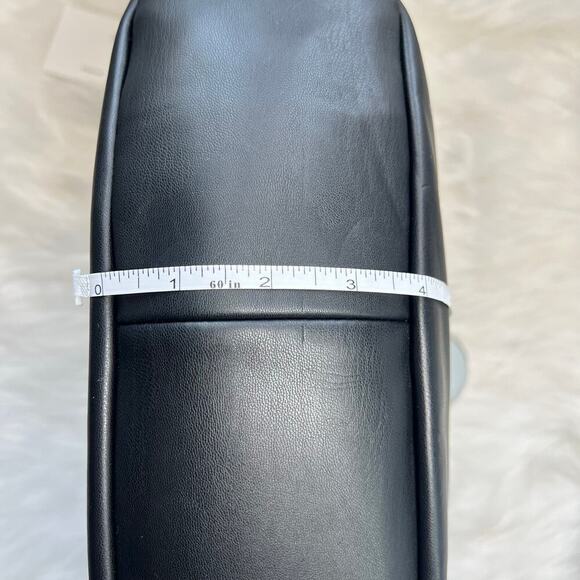 New Women’s Jules Kae Zola Vegan Leather Crescent Handbag - Picture 10 of 10